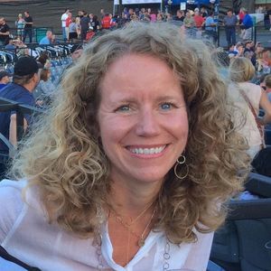 Meet your Posher, Caki